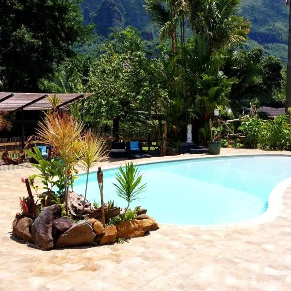 Eco Lodge Village Temanoha, hotel in Paopao