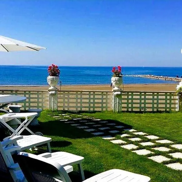 Casa Isa, hotel v destinaci Nettuno