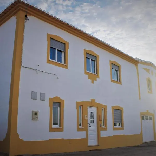 Local Guesthouse, hotel i Sagres