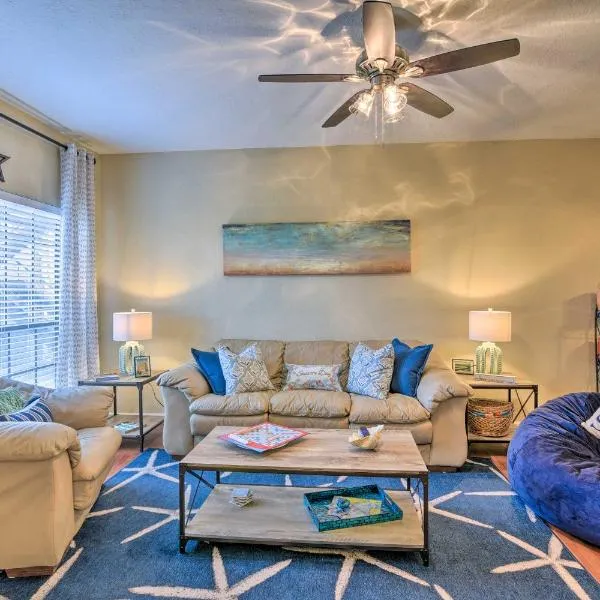 Galveston East End Condo with Pool Less Than 1 Mi to Beach!, hotel in Galveston