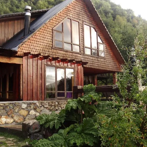 Hostal y Cabañas "El Coigüe", ξενοδοχείο σε Malalcahuello