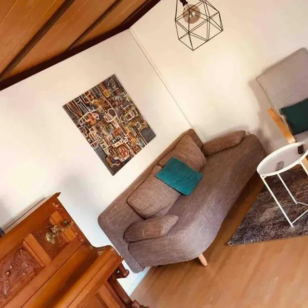 Haus im Garten „zentral und doch sehr ruhig“, hotel in Elten