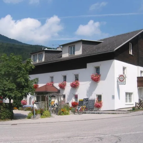 Gästehaus Dürnberger, viešbutis mieste Molln