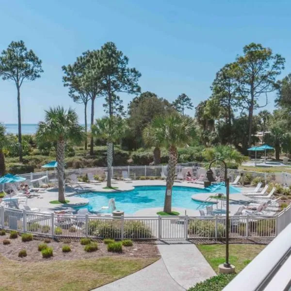 Direct Oceanfront Villa - Heated Pool & Breathtaking Ocean View, hotel in Hilton Head Island