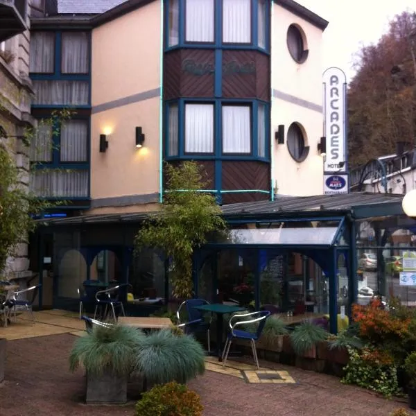 Hotel Les Arcades - La-Roche-en-Ardenne, hotel v destinaci La-Roche-en-Ardenne