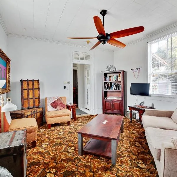 Bywater Home, Parking and Pet Friendly Retreat, hotel v destinaci New Orleans