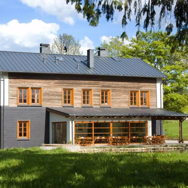 Penzion Stará Vápenka, hotel v destinaci Unter Swina