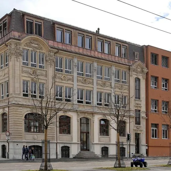 HéberGement du POD, hotell i La Chaux-de-Fonds