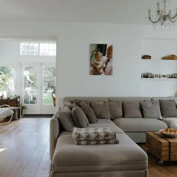 Viesnīca Dune and Beach Villa with very large and beautiful Garden pilsētā Shorla