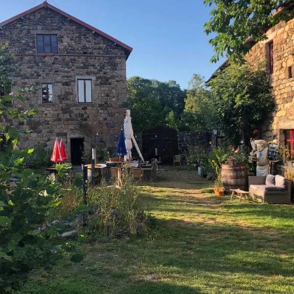 Le Marconnès, hotel in Arlempdes