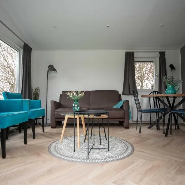 Chalets op Minicamping Dorpszicht, hotel em Gapinge