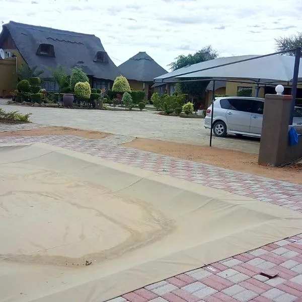 Thulamela Guest House Mahalapye โรงแรมในMahalapye