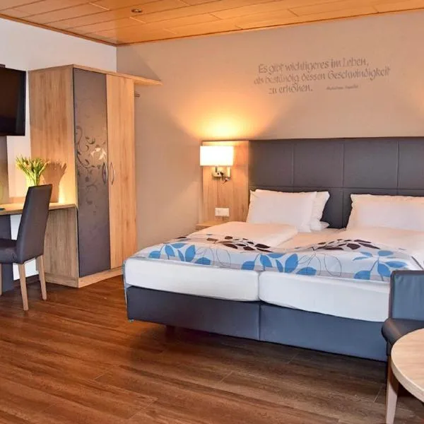 Cafe-Hotel Altreuter, hotel Nördlingenben