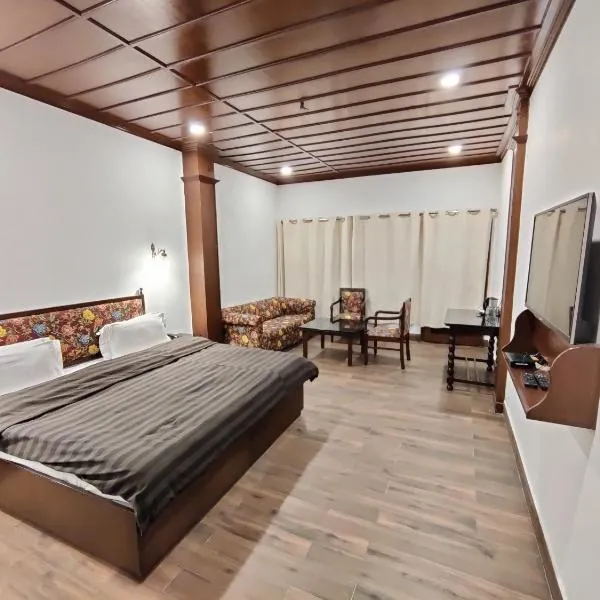 Hotel Himalayan Club