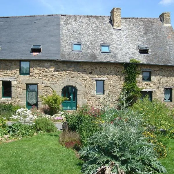 Le Petit Courtoux, hotel v destinaci Saint-Germain-en-Coglès