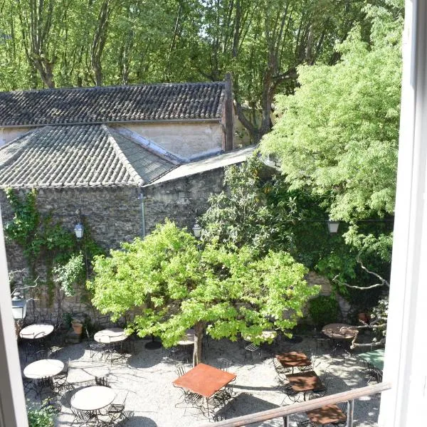 La Figuiere Fontaine de Vaucluse, hotel v destinácii Fontaine-de-Vaucluse