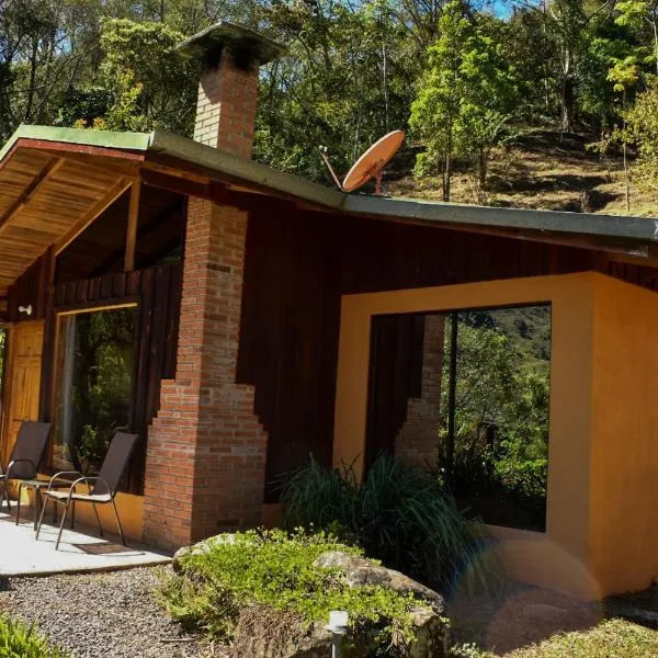 El Toucanet Lodge, hotell i Copey