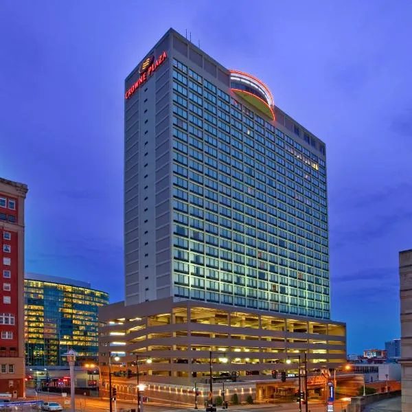 Crowne Plaza Kansas City Downtown by IHG、カンザスシティのホテル