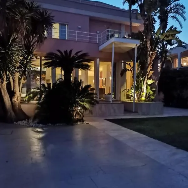 Villa Olimpia, hotel Mondellóban