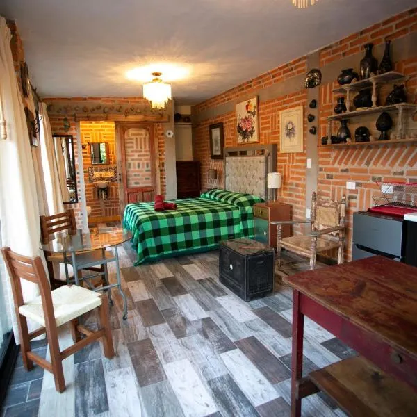 Majikal B&B - Barro Negro, hotel v destinaci Cholula