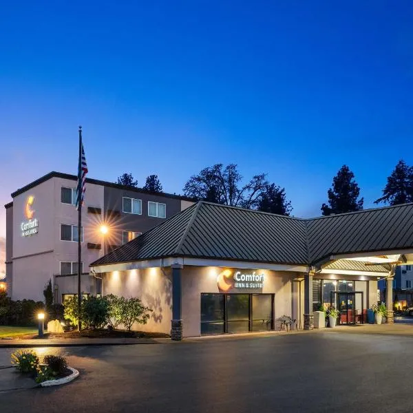 Comfort Inn & Suites Beaverton - Portland West, hotell i Beaverton