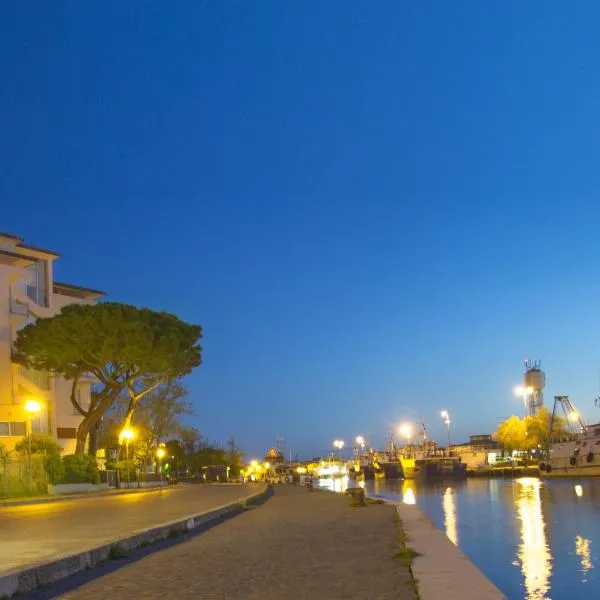 Hotel Baltic, hotell sihtkohas Cesenatico