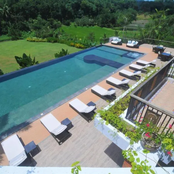 ์ผ๋ก์ผ๋ก์ ์์นํ ํธํ
Damires Hills Tierra Verde Leisure Farm