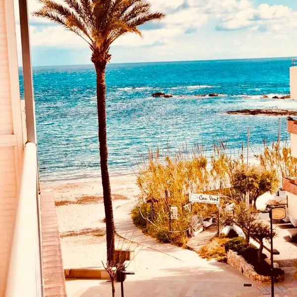 A 2 passi dal mare!, hotel v destinaci Es Pujols