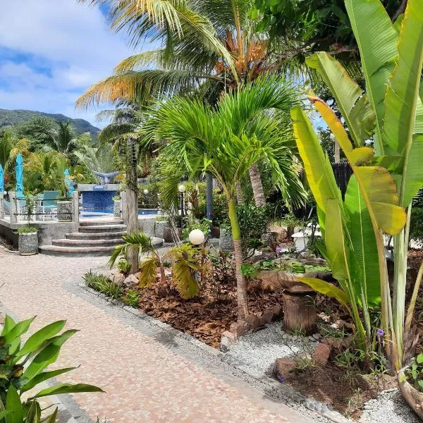 Cabanes Des Anges: La Digue şehrinde bir otel