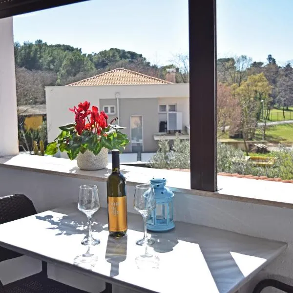 Apartmenthaus Mira Eldic, hotel in Fažana