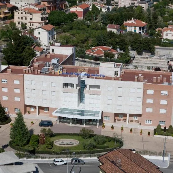 Hotel Centro di Spiritualità Padre Pio, hótel í San Giovanni Rotondo