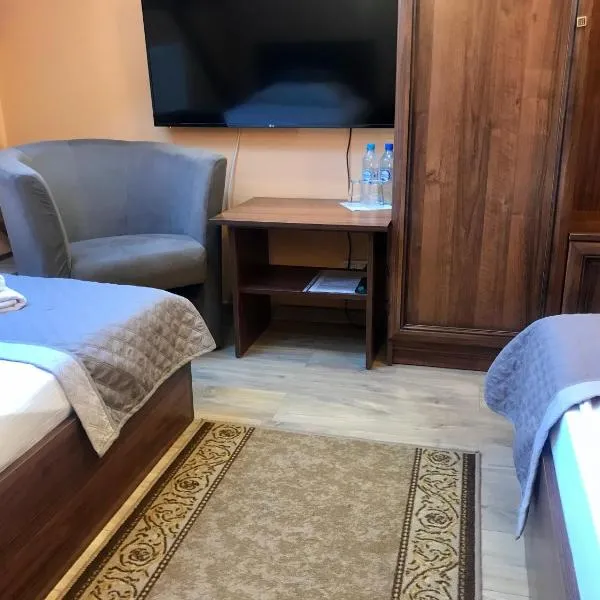 Hotelik Polonia, hotel v destinaci Łowicz
