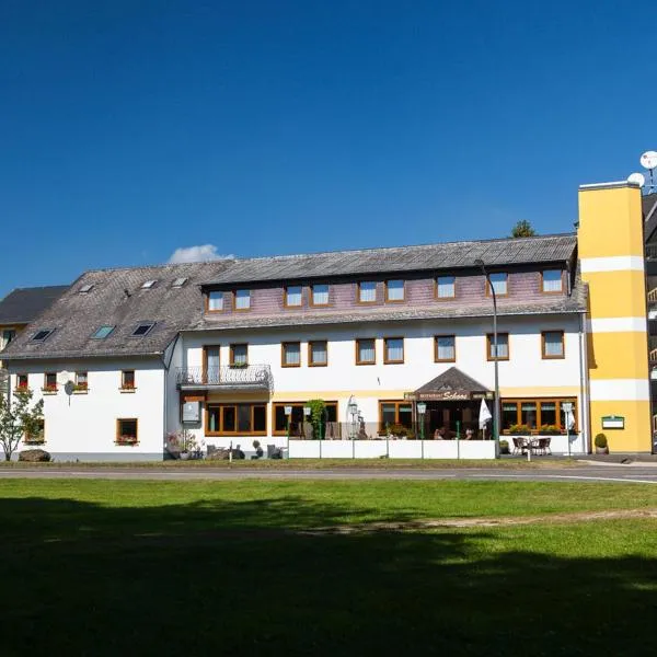 Hotel Schoos, hotel v destinaci Fleringen