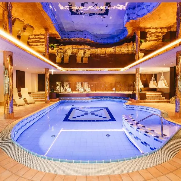 Hotel Bergjuwel, hotel v Neustift im Stubaital