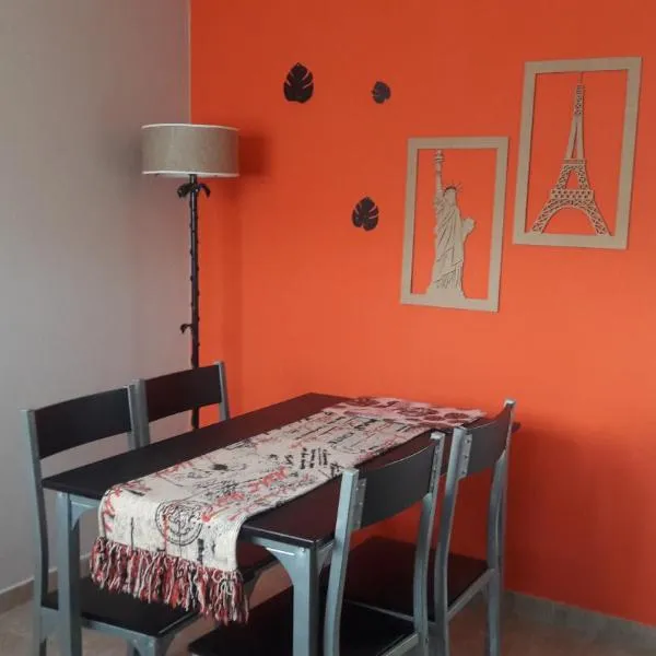 Departamento cerca Parque Termal II Belgrano 1486，Dolores的飯店