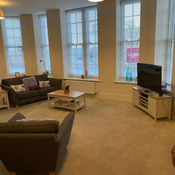 Chichester Luxury One Bed Apartment, hotel v destinaci Chichester