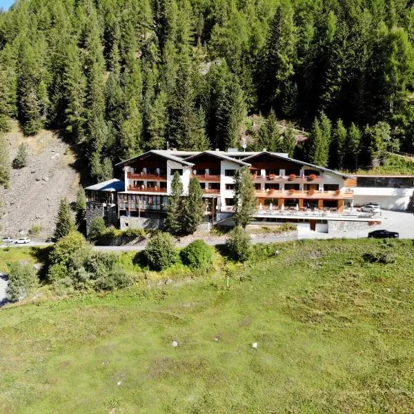 Hotel Marlet, hotel di Solda