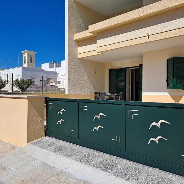 Casa Vittorio a 100m dalla Sabbia, hotel u gradu Lido Marini