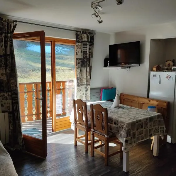 Chalet Le Telemark wifi fibre et garage, hotel v destinácii Thollon