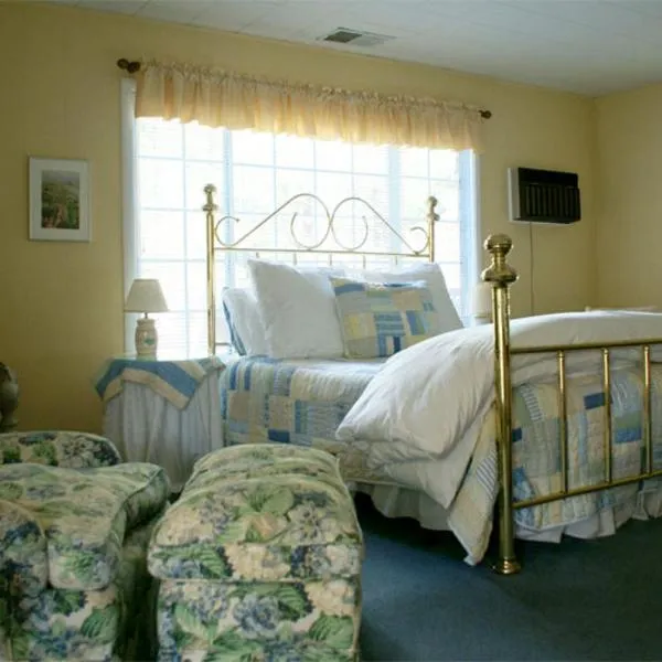 Trailside Inn Bed and Breakfast: Calistoga şehrinde bir otel