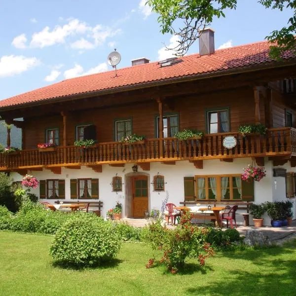 Ferienwohnung Rennerlehen, hotel v destinaci Schönau am Königssee