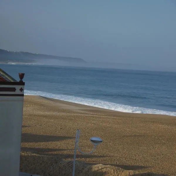 Bed & Seaside, hotel in Nazaré