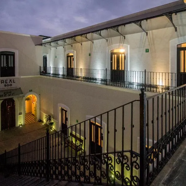 Hotel Business Real 500, hotel v destinaci Puebla