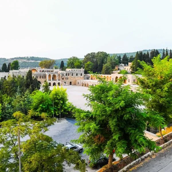 Beit Lebbos Boutique Hotel, hotel en Jieh