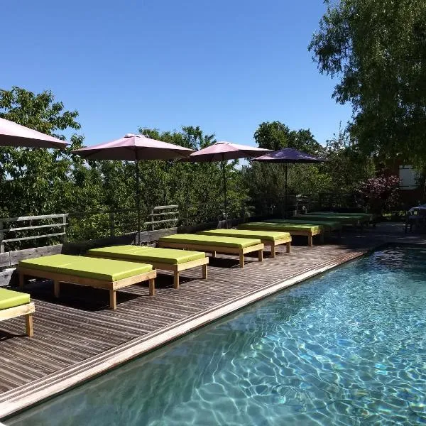 Les Terrasses de Valensole, hôtel à Saint-Martin-de-Brômes