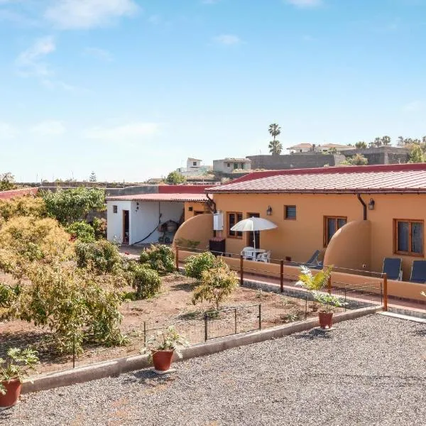 Casa Quemahierro 1, hotel u gradu Icod de los Vinos