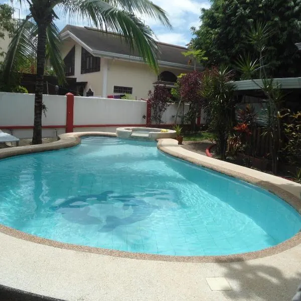 Menchu's Pension House, hotel a Panglao