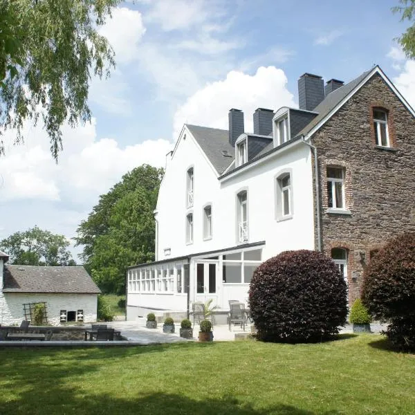 Hostellerie La Maison de Maître, отель в городе Arbrefontaine