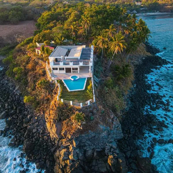 Paradise Surf Hotel, hotel in Jucuarán