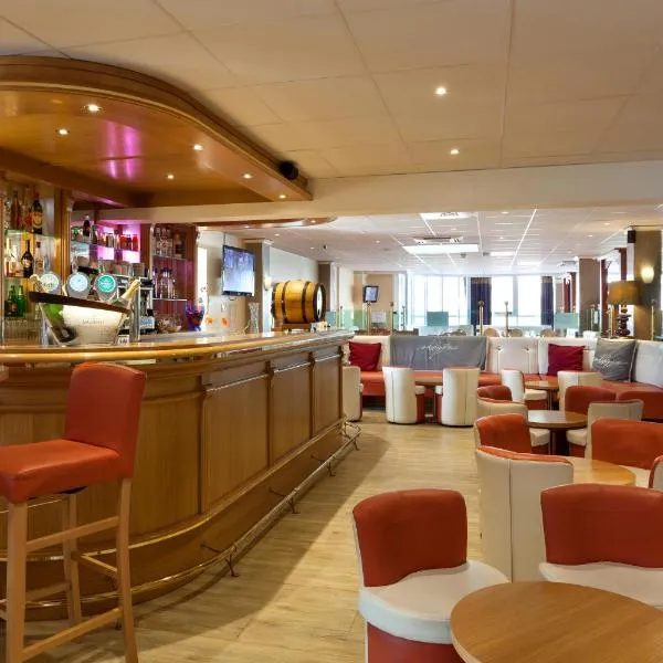 Geographotel Paris-Roissy CDG Airport, hotel v destinaci Le Mesnil-Amelot
